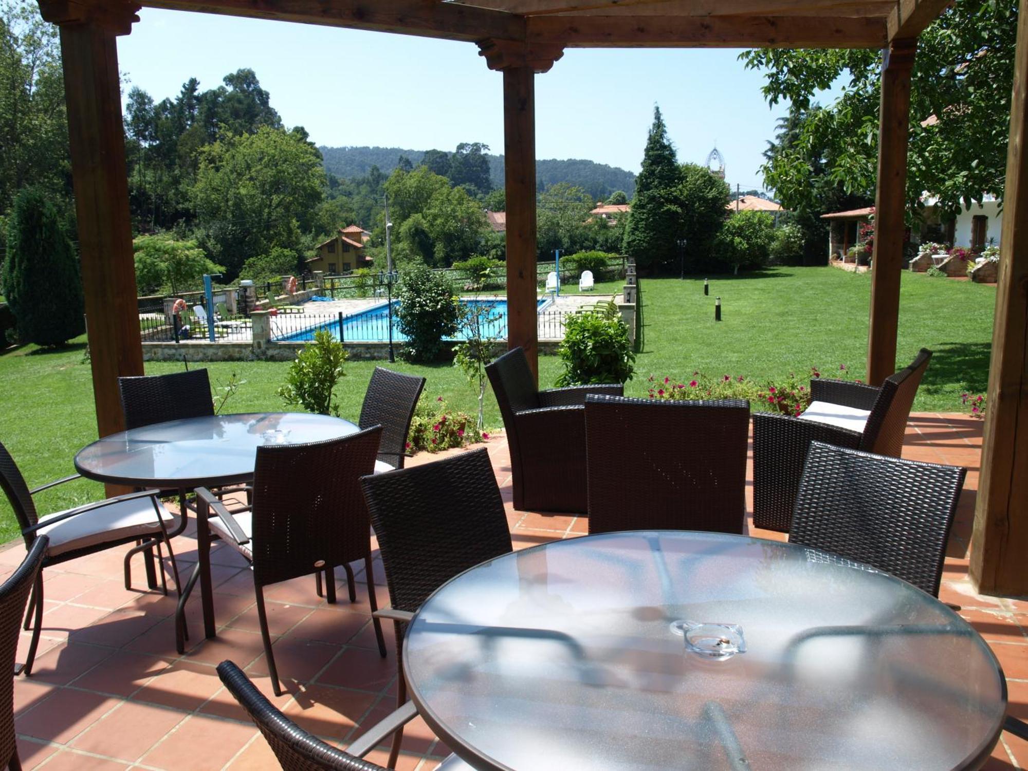 Hosteria El Pomar โนวาเลส ภายนอก รูปภาพ